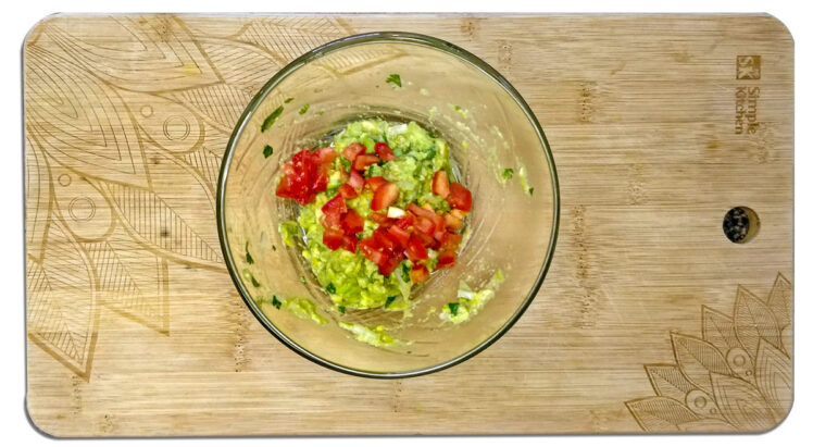 Guacamole con Jitomate