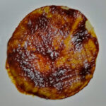 Se till att den friterade majstortillan får sås på båda sidor