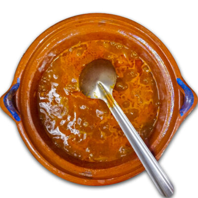 Salsa färdig för att tillsätta kött