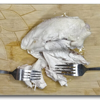 Basrecept: Strimlad kokt kyckling (Shredded chicken, Pulled Chicken eller Pollo Deshebrado)