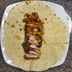 Lägg på kycklingen