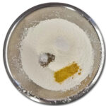 Tillsätt övriga torra ingredienser och blanda väl