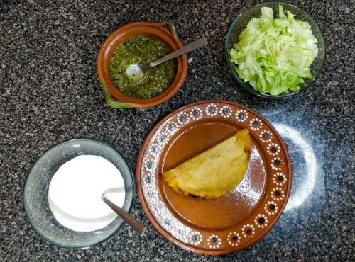 Quesadillas Fritas med olika fyllningar — Friterade Quesadillas, vegetariska och med kött