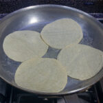 Stek tortillan i smöret