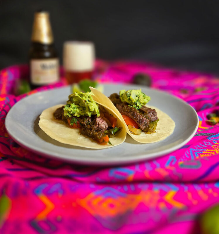 Grillade fajitas med arrachera (flankstek)