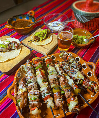 Mexikanska grillspett (Brochetas de Alambre)