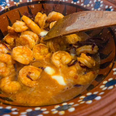 Tillsätt och rör i smöret