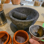 Tillsätt filtrerade fruktjuicen, ca 12 cl per servering