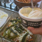 Bred på med mexikansk crema eller Creme Fraiche