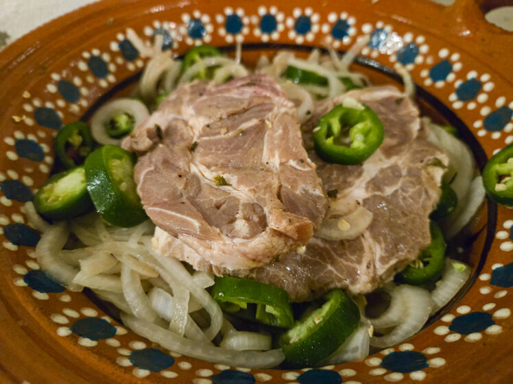 Färdigmarinerat kött